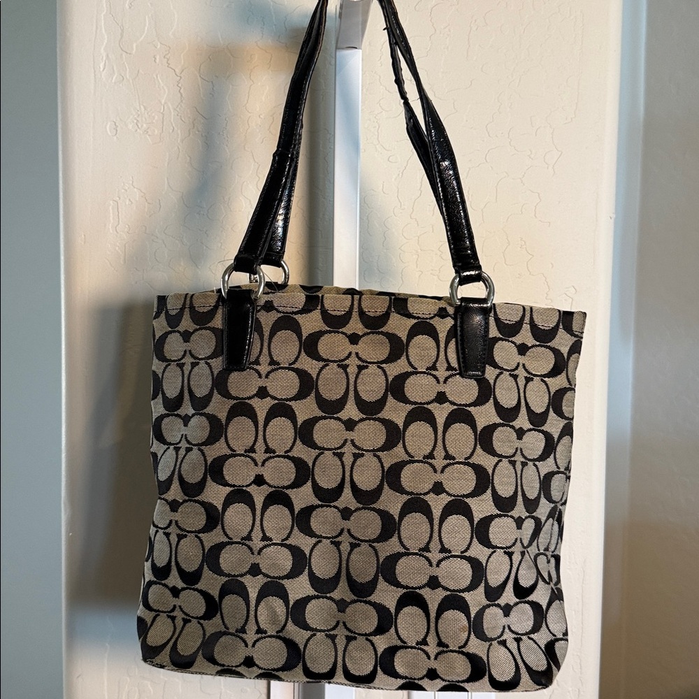COACH VINTAGE Y2K MONOGRAM Black and GREY Signature SMALL Tote - Picture 5 of 14